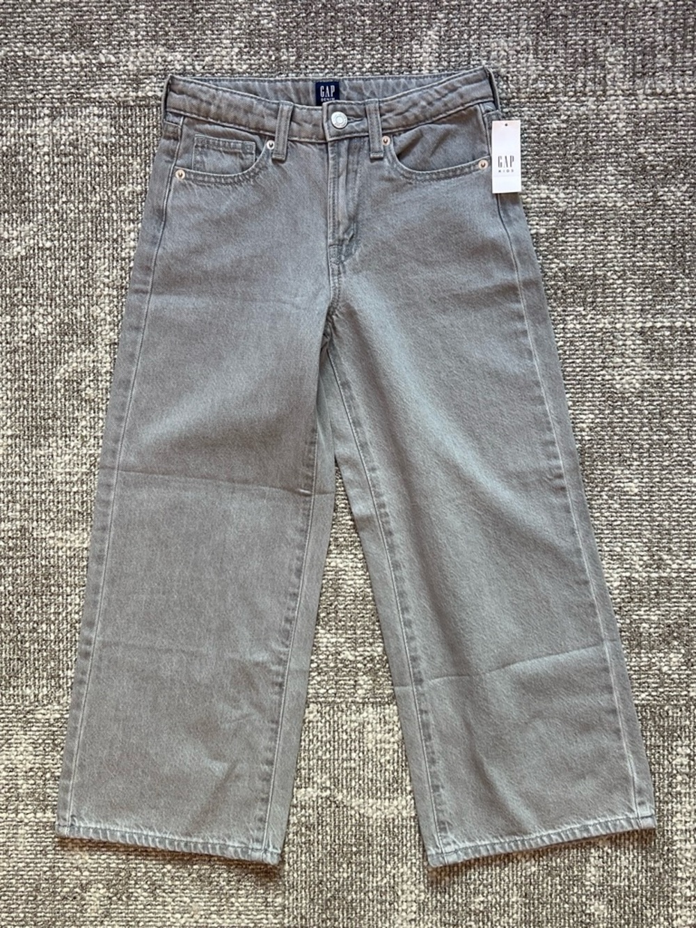 GAP Kids Wide-Leg Jeans in Light Gray